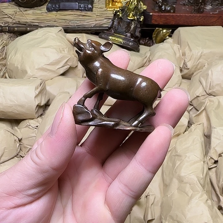 铜器文玩客厅摆件