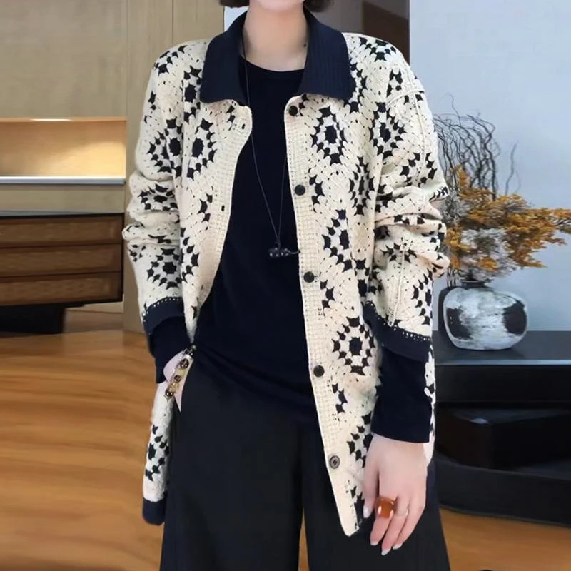 复古时尚设计感小众翻领撞色针织开衫女秋季新款慵懒宽松显瘦上衣