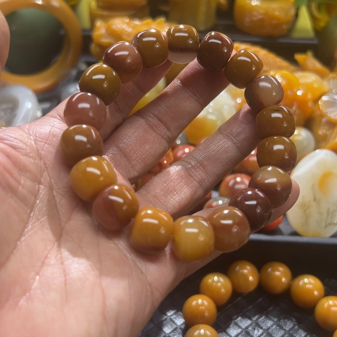 石英质玉未镶嵌颈饰
