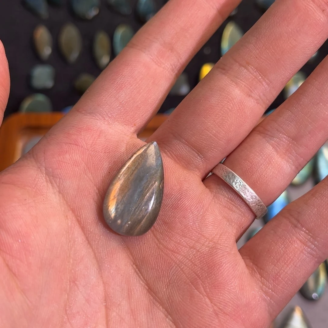 拉长石吊坠未镶嵌e****o