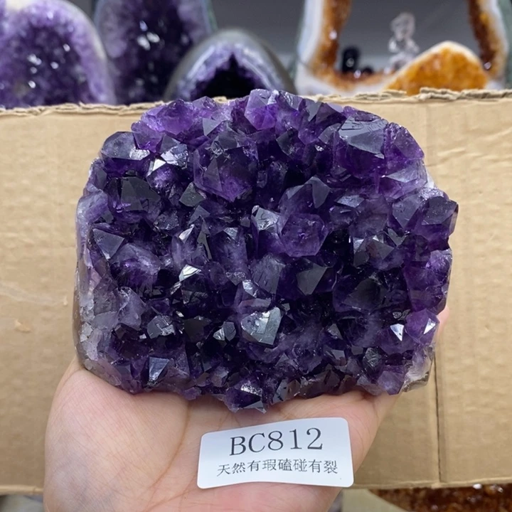 大型摆件（非配饰）未镶嵌水晶