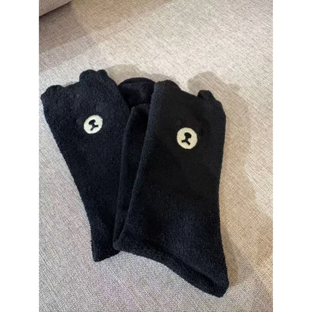 250101 - 新款时尚百搭休闲小熊袜子12/13(两双)