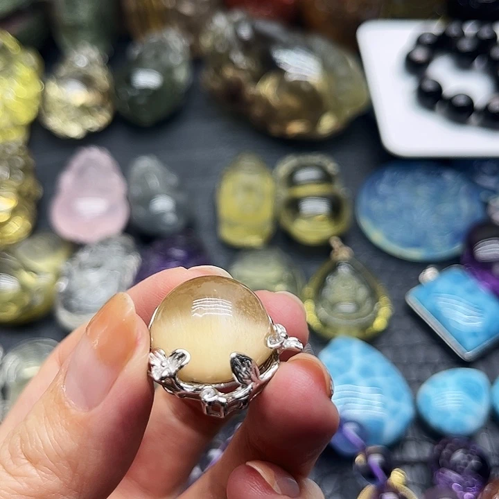 火***花未镶嵌颈饰水晶水晶