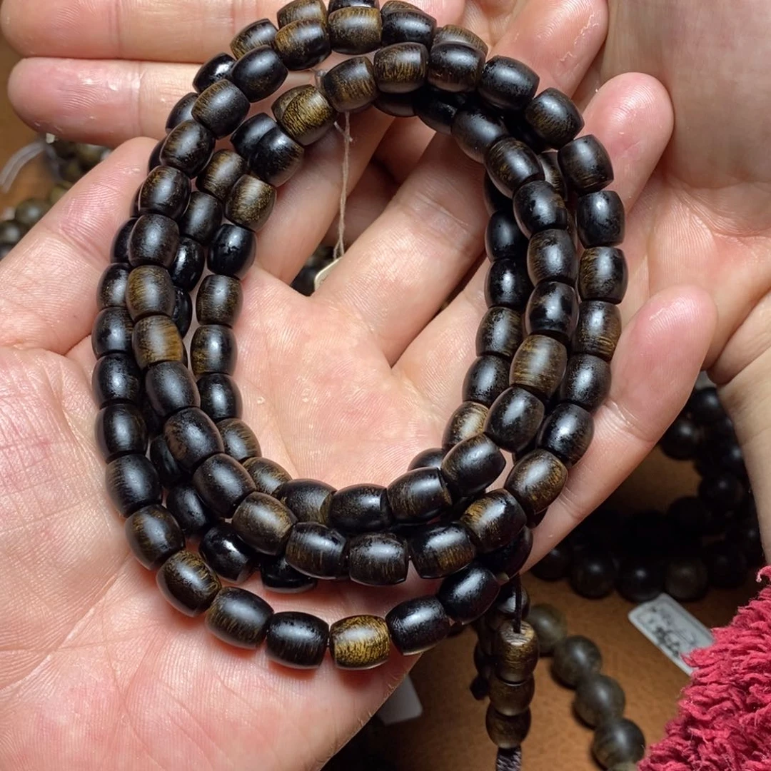 沉香手串E****a越南芽庄白奇楠0.8樱子留疤桶珠