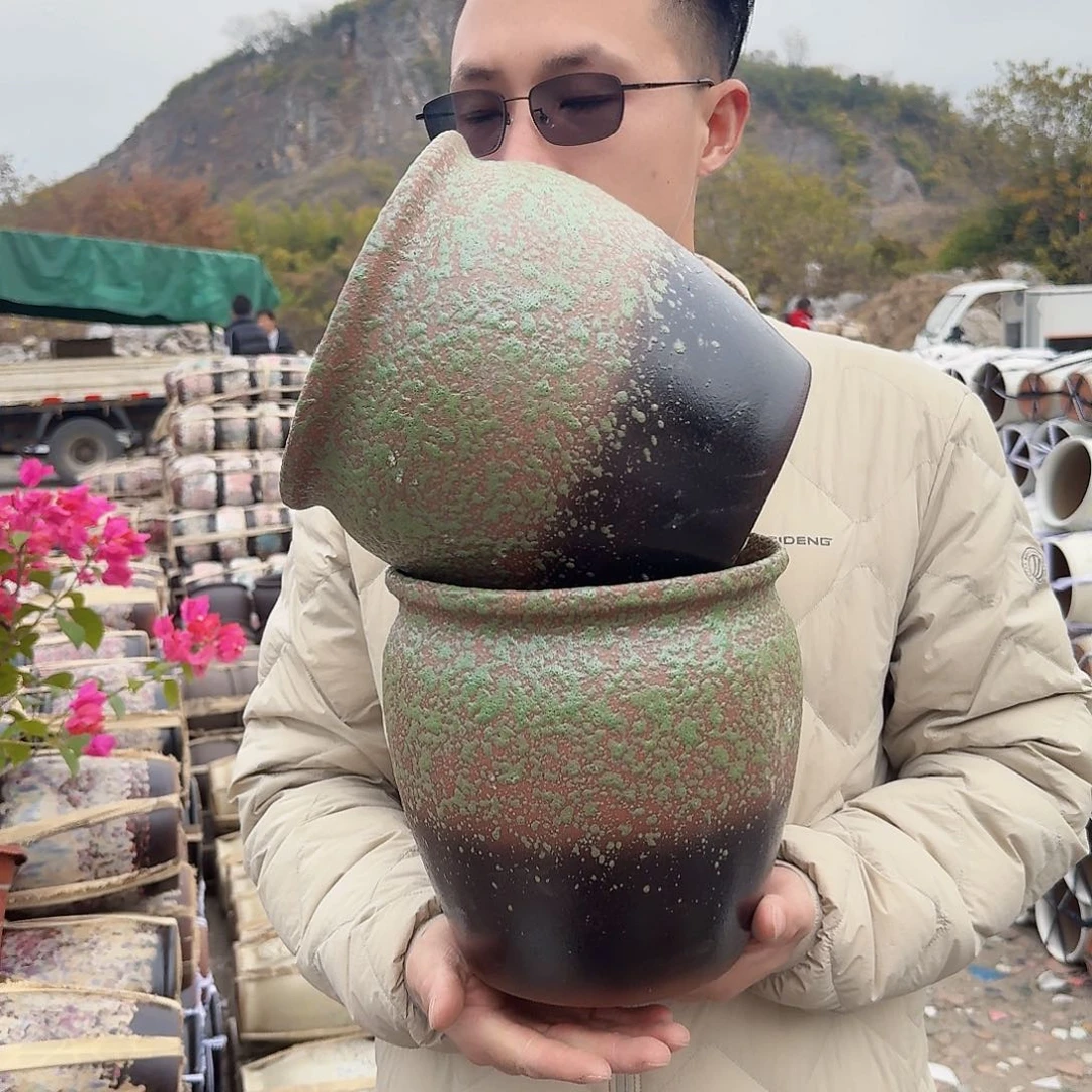 紫砂花盆口20高20（两个牛油果两个