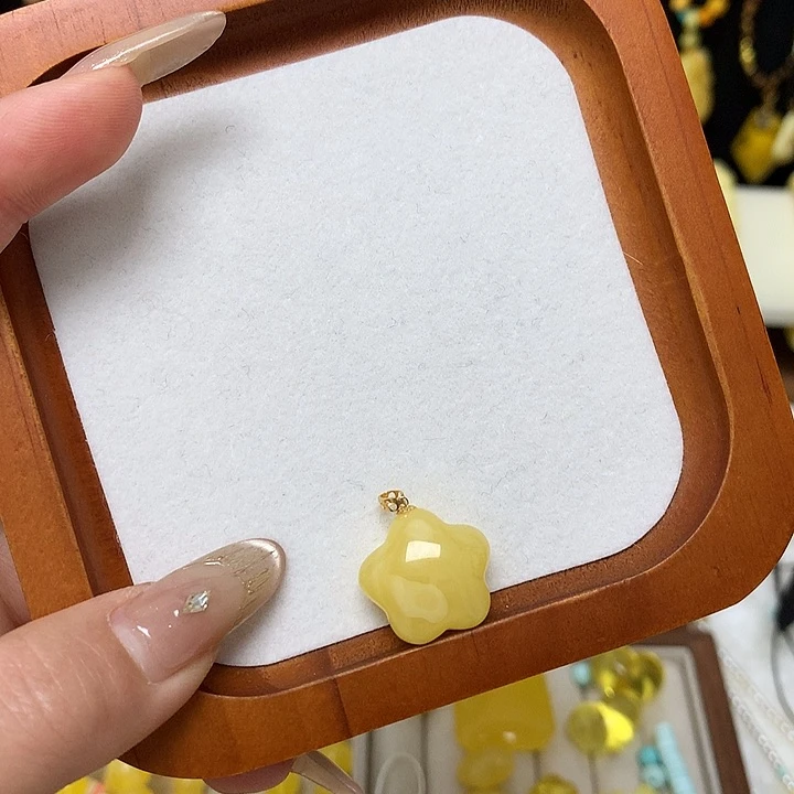 手链蜜蜡18K金镶嵌蜜蜡吊坠18k金镶嵌