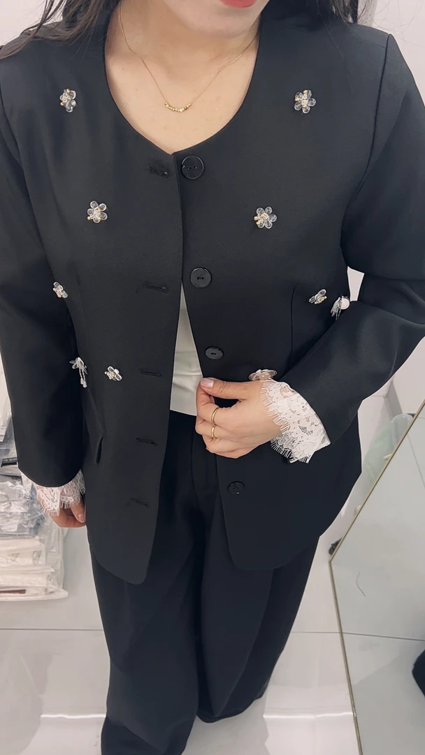 韩系圆领西装外套女2025新款拼接蕾丝长袖亮片上衣休闲西服