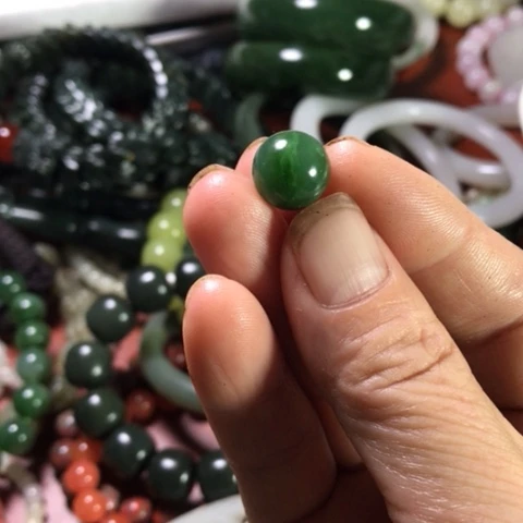 未镶嵌和田玉（碧玉）手机链