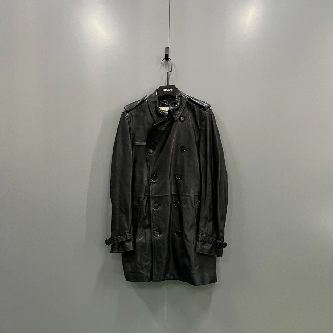 99新 BURBERRY/博柏利 (ll) 黑色双排扣全皮风衣 50码/103237