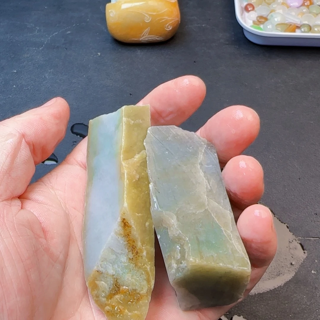 王***神翡翠未镶嵌颈饰01