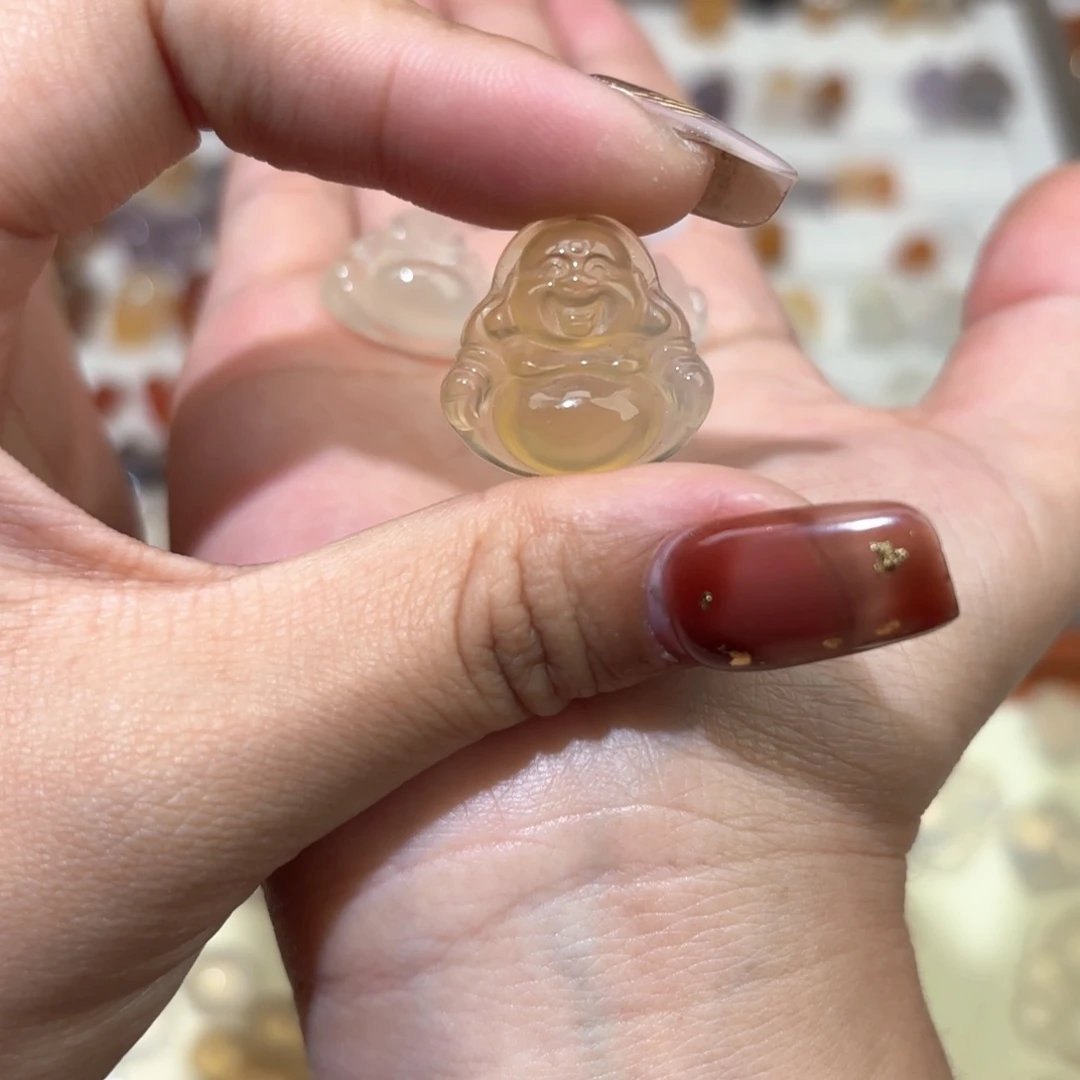 玛瑙/玉髓颈饰未镶嵌故***?