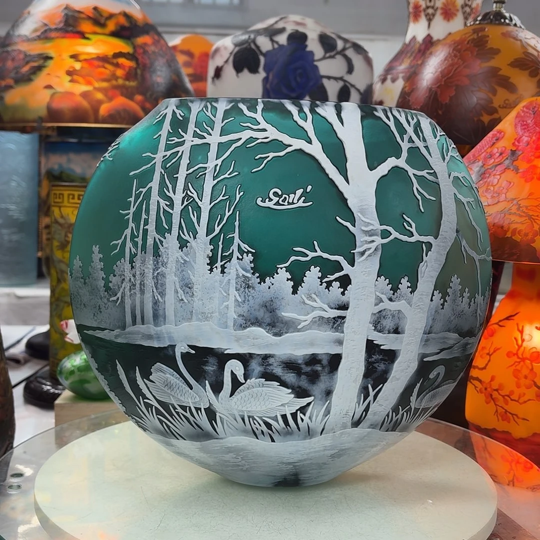 琉璃高28直径33葛蕾花瓶