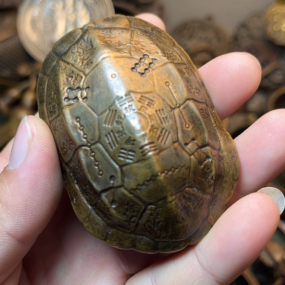 精美铜器工艺品等