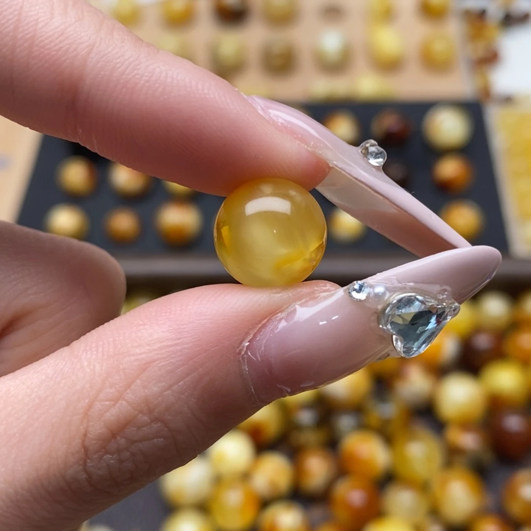 薯***饼琥珀未镶嵌珠宝奇石蜜蜡