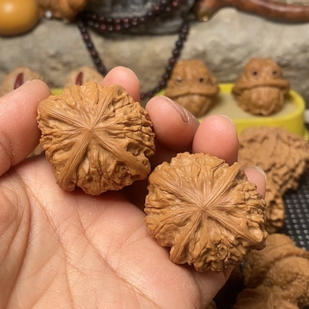 【闪购商品】把件文玩核桃四棱