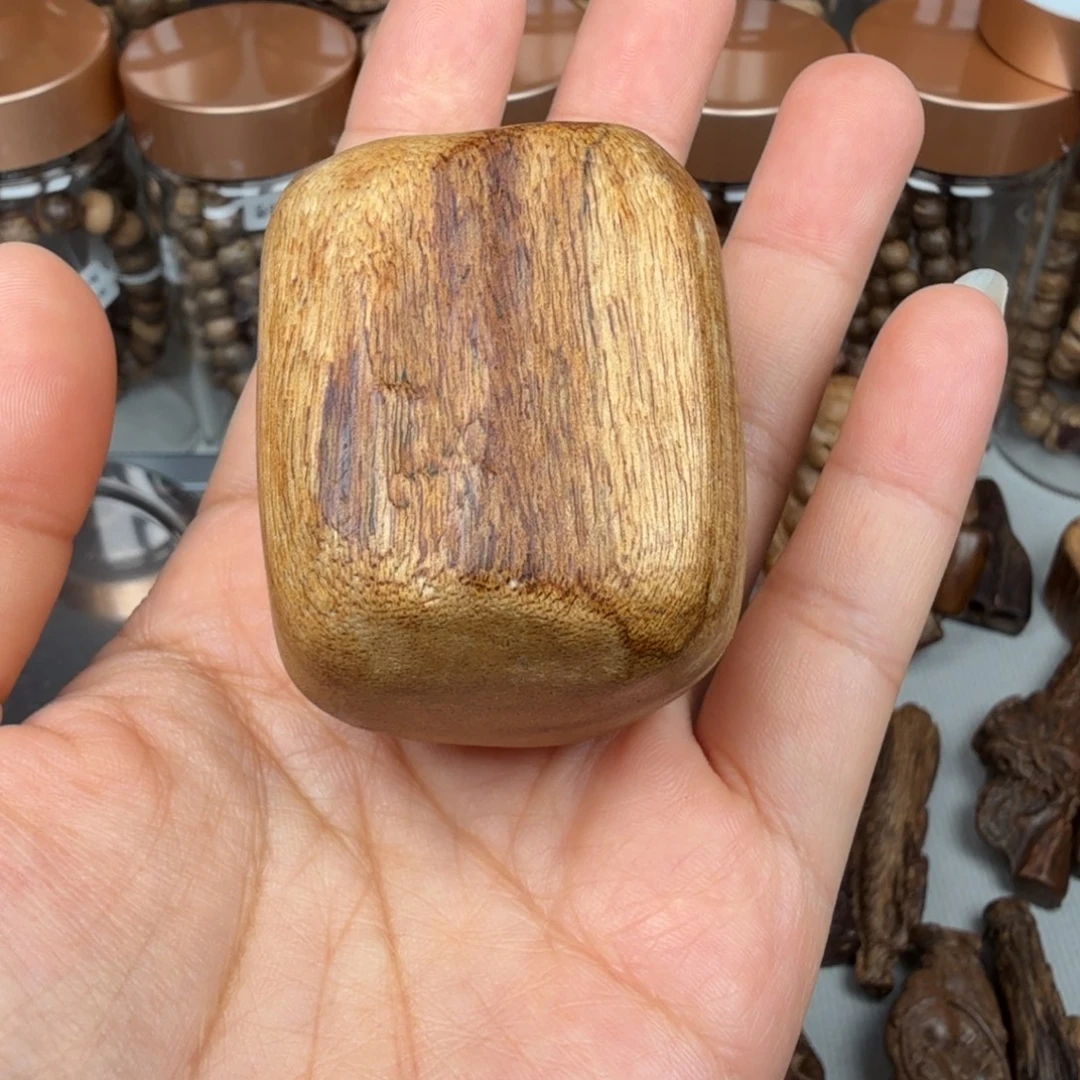 沉香碎屑沉香惠安 19 克