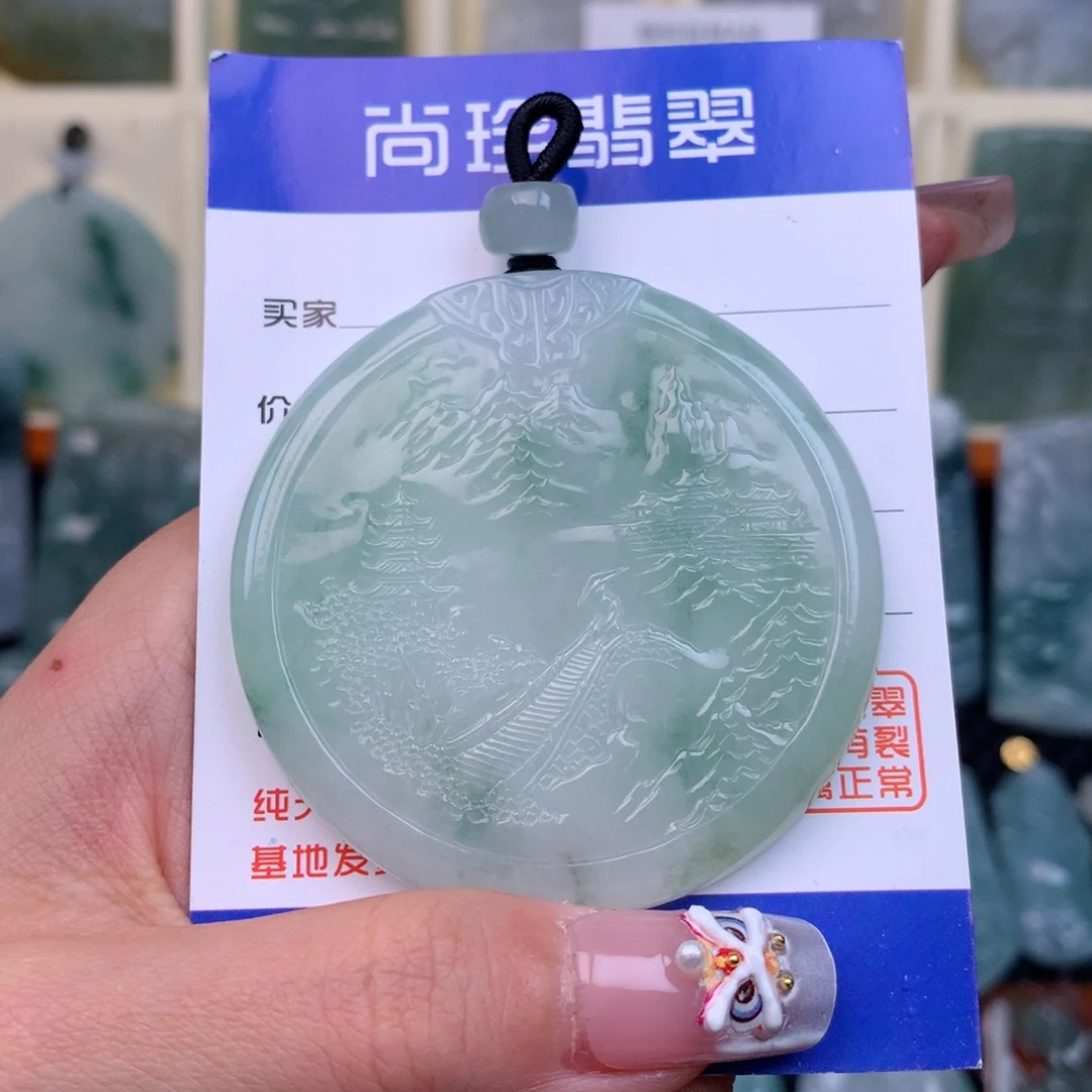 翡翠颈饰未镶嵌水****下缅甸翡翠