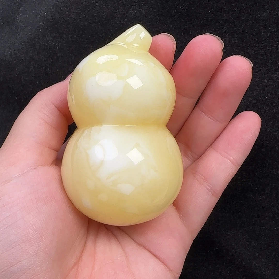 蜜蜡未镶嵌珠宝奇石