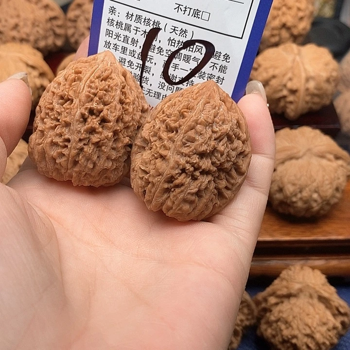 桃核吊坠好***?大蒜头狮子头35