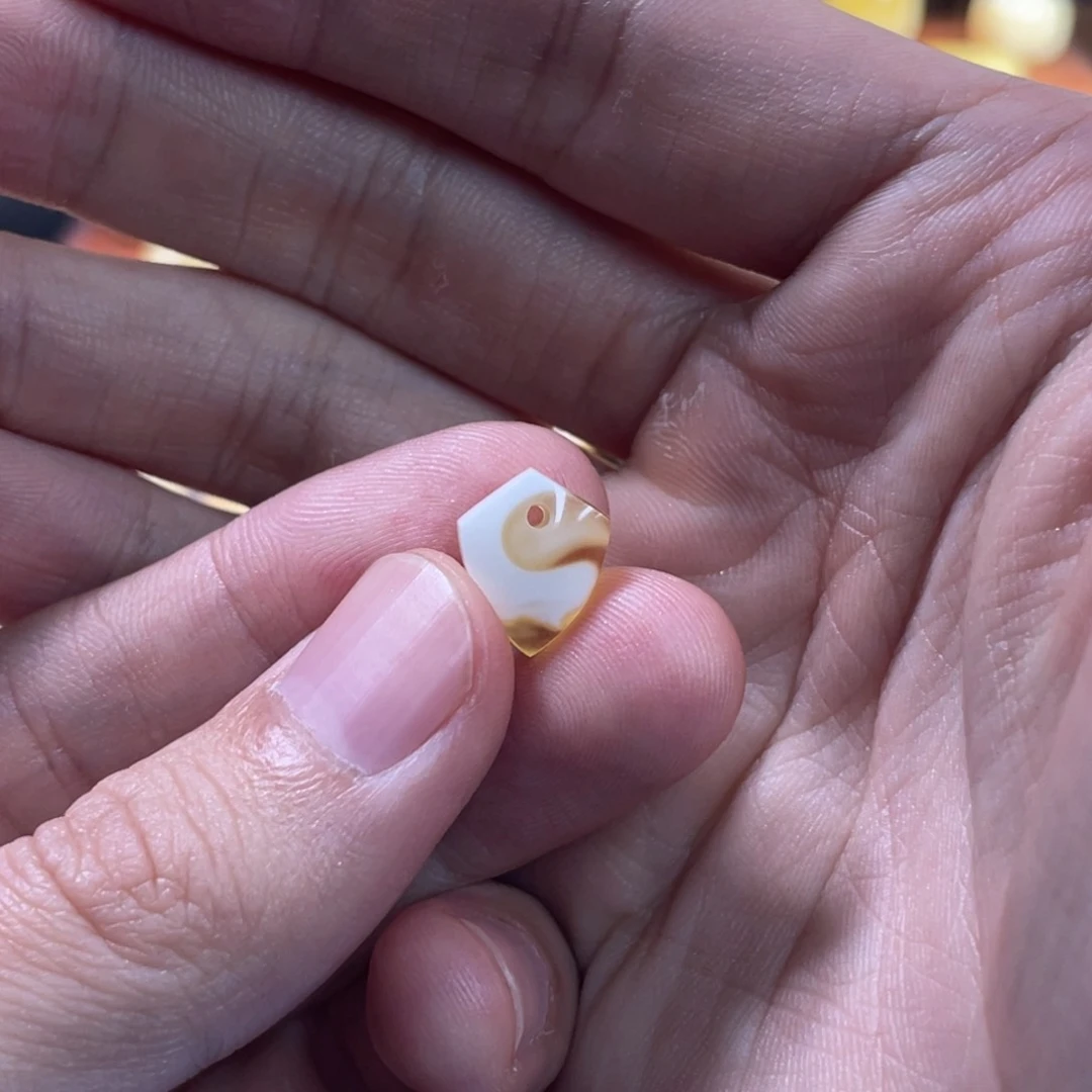 琥珀珠宝奇石未镶嵌玲****豆13