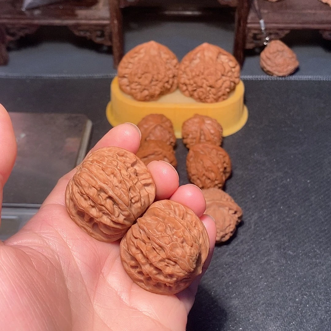 吊坠文玩核桃凹底36尺