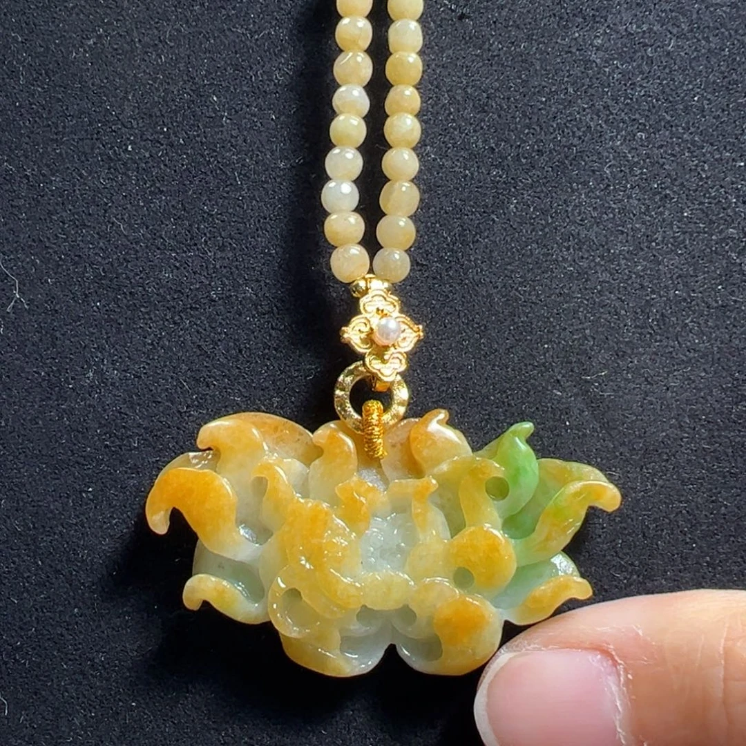 翡翠未镶嵌毛衣链莲花