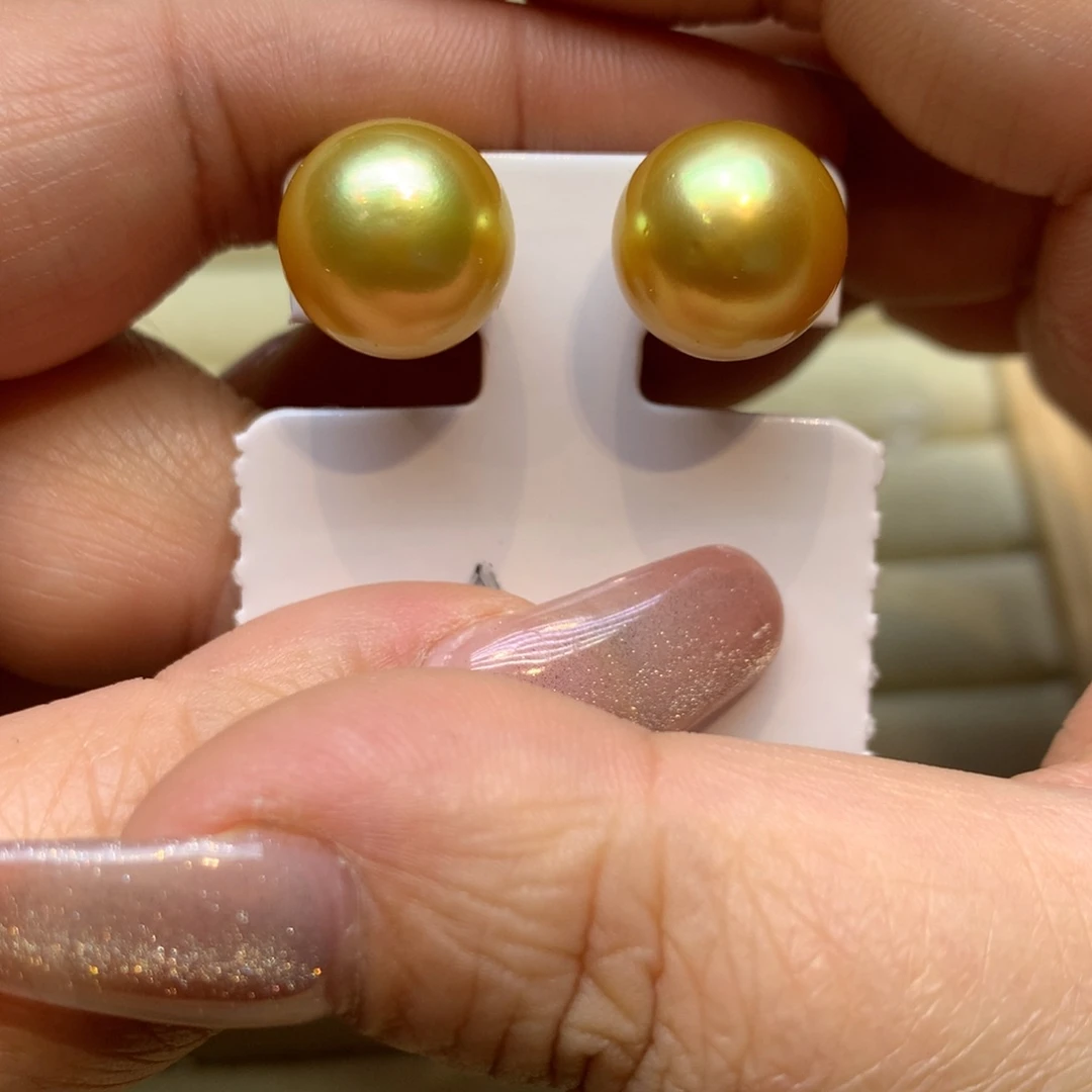 18K金镶嵌耳饰海水珍珠