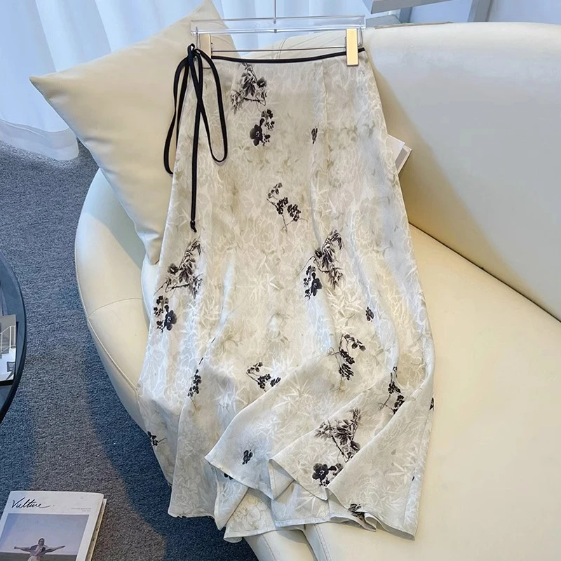 新中式国风印包臀半身裙女2025夏季新款碎花醋酸高级感a字直筒裙