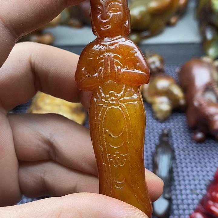 未镶嵌蛇纹石玉颈饰