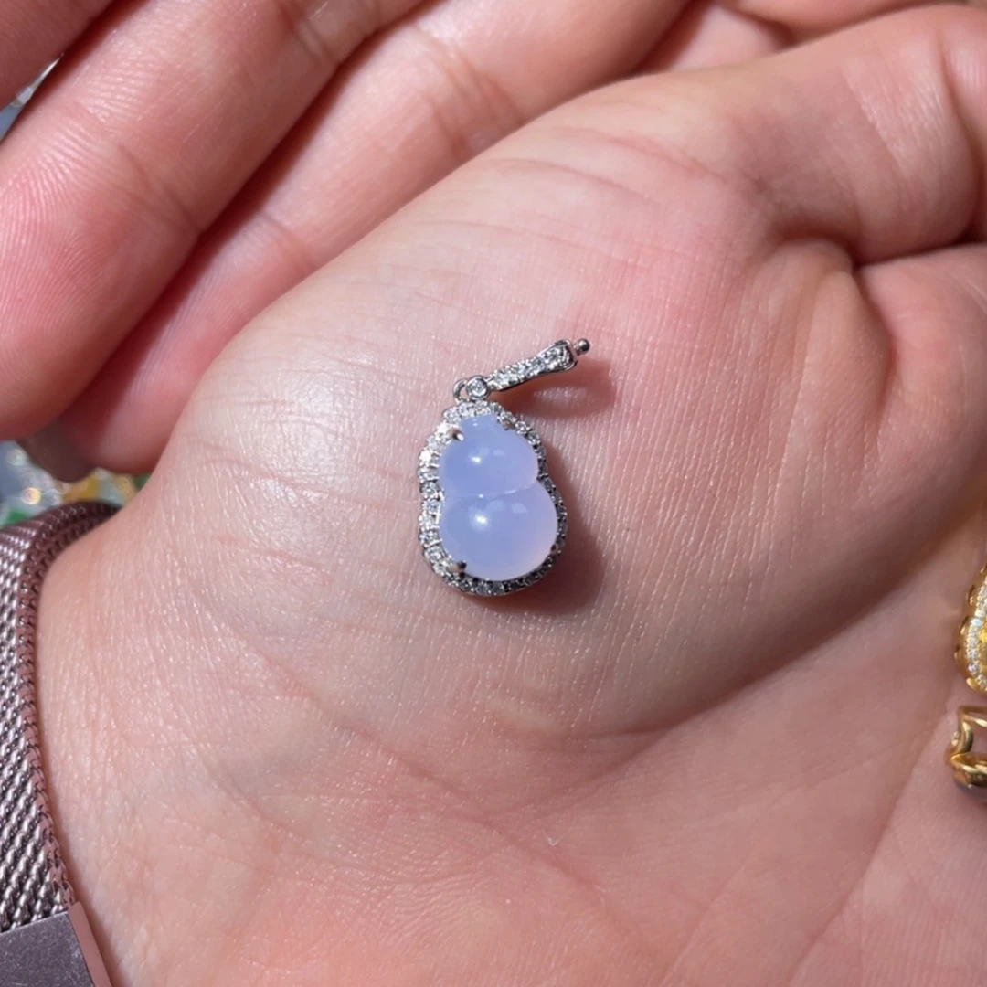 【闪购商品】颈饰18K金镶嵌翡翠晚