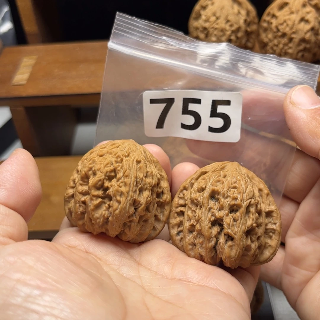吊坠文玩核桃密纹150