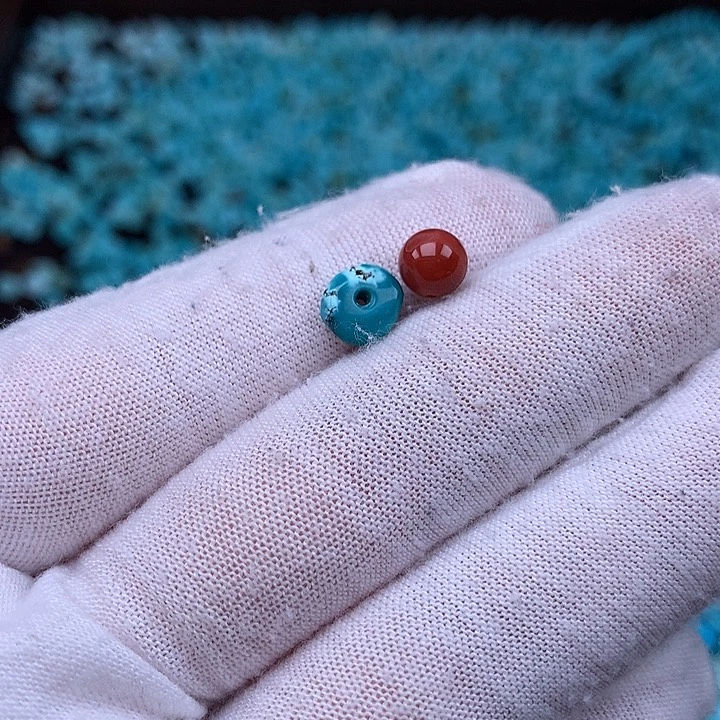 南红玛瑙未镶嵌珠宝奇石