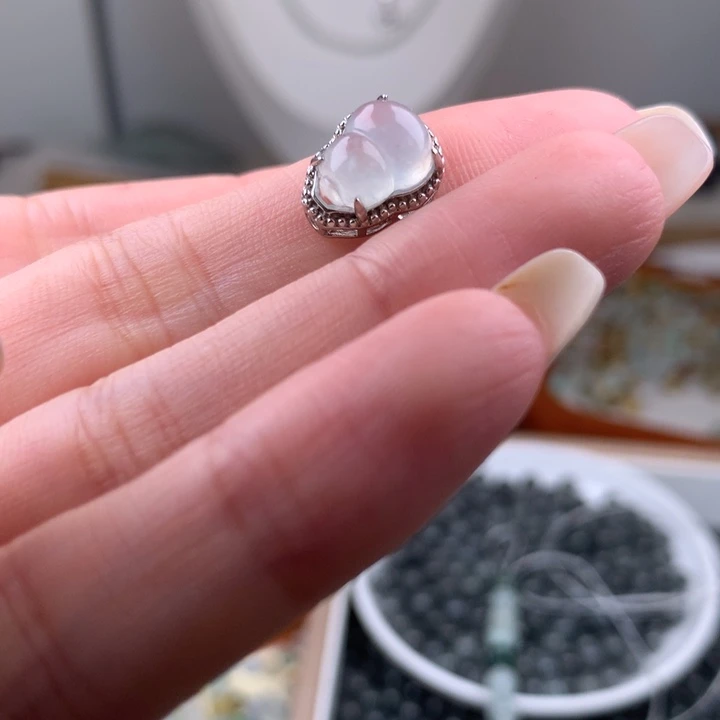 翡翠散珠馨**怡葫芦一个
