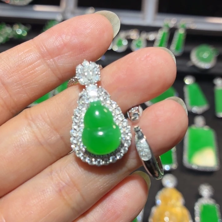 翡翠18K金镶嵌吊坠(不含链)翡翠