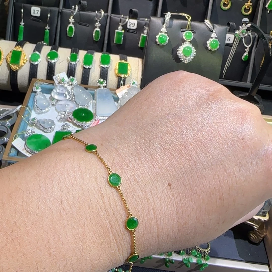 翡翠18K金镶嵌颈饰手链