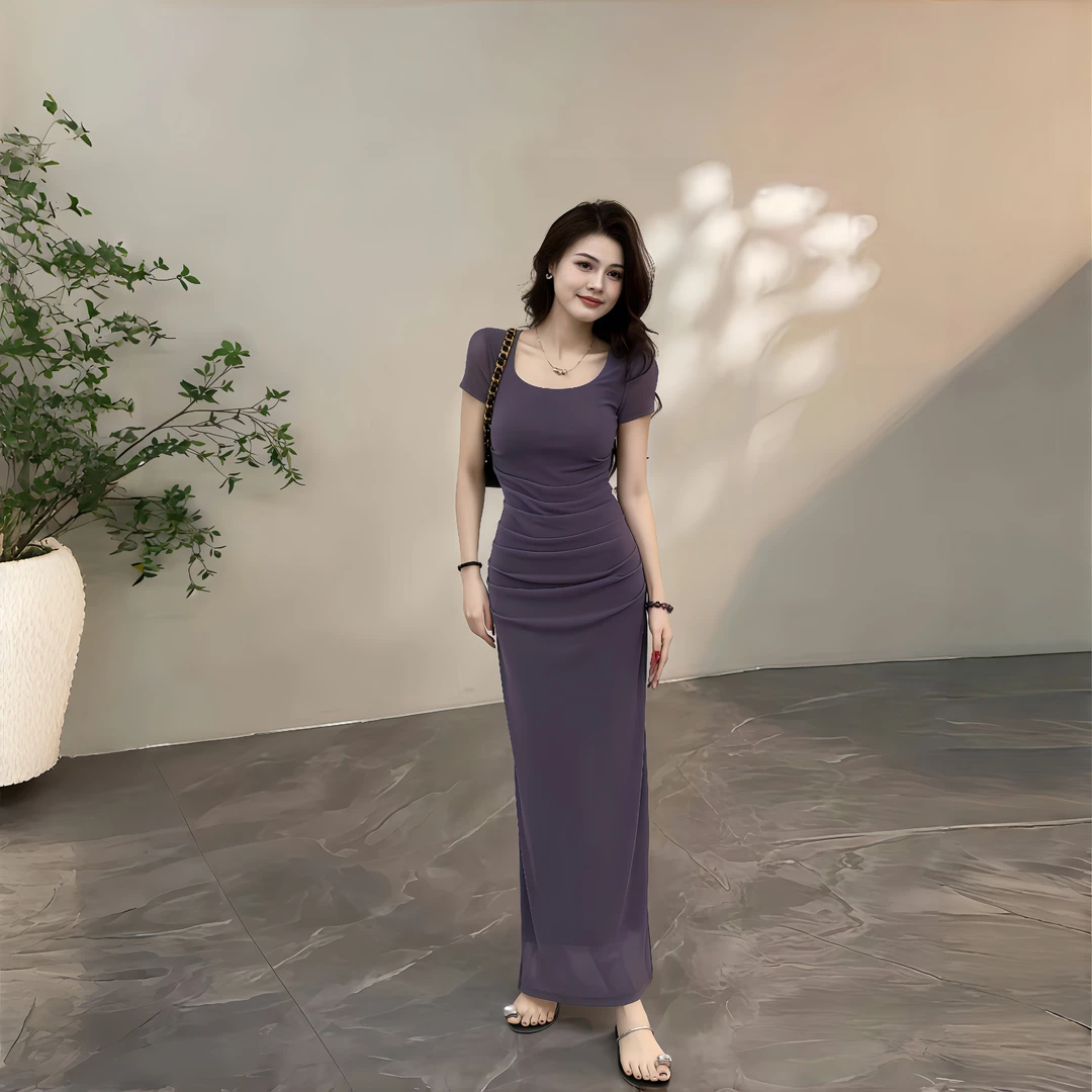 法式气质时尚方领褶皱短袖连衣裙女夏季新款收腰显瘦包臀开叉长裙