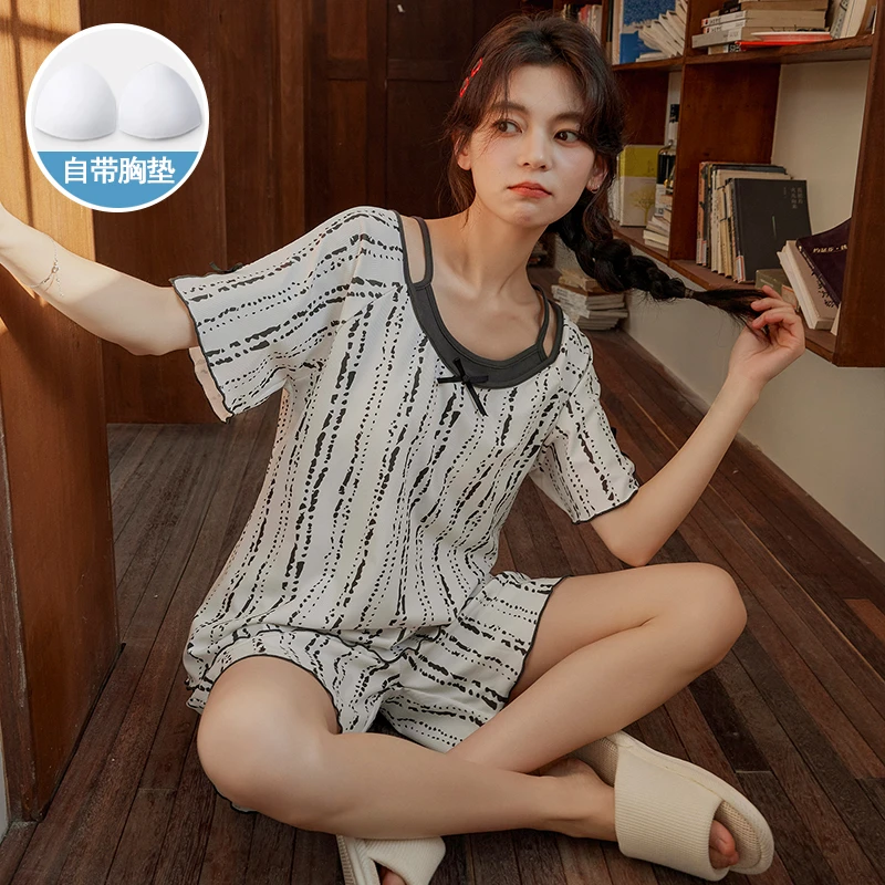 带胸垫睡衣女夏季冰丝凉感条纹假两件家居服夏天女士短袖短裤套装
