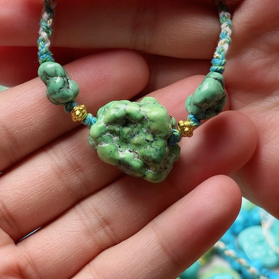 未镶嵌绿松石珠宝奇石