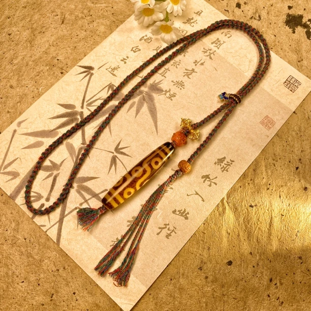 玛瑙九眼吊坠藏式民族风颈饰