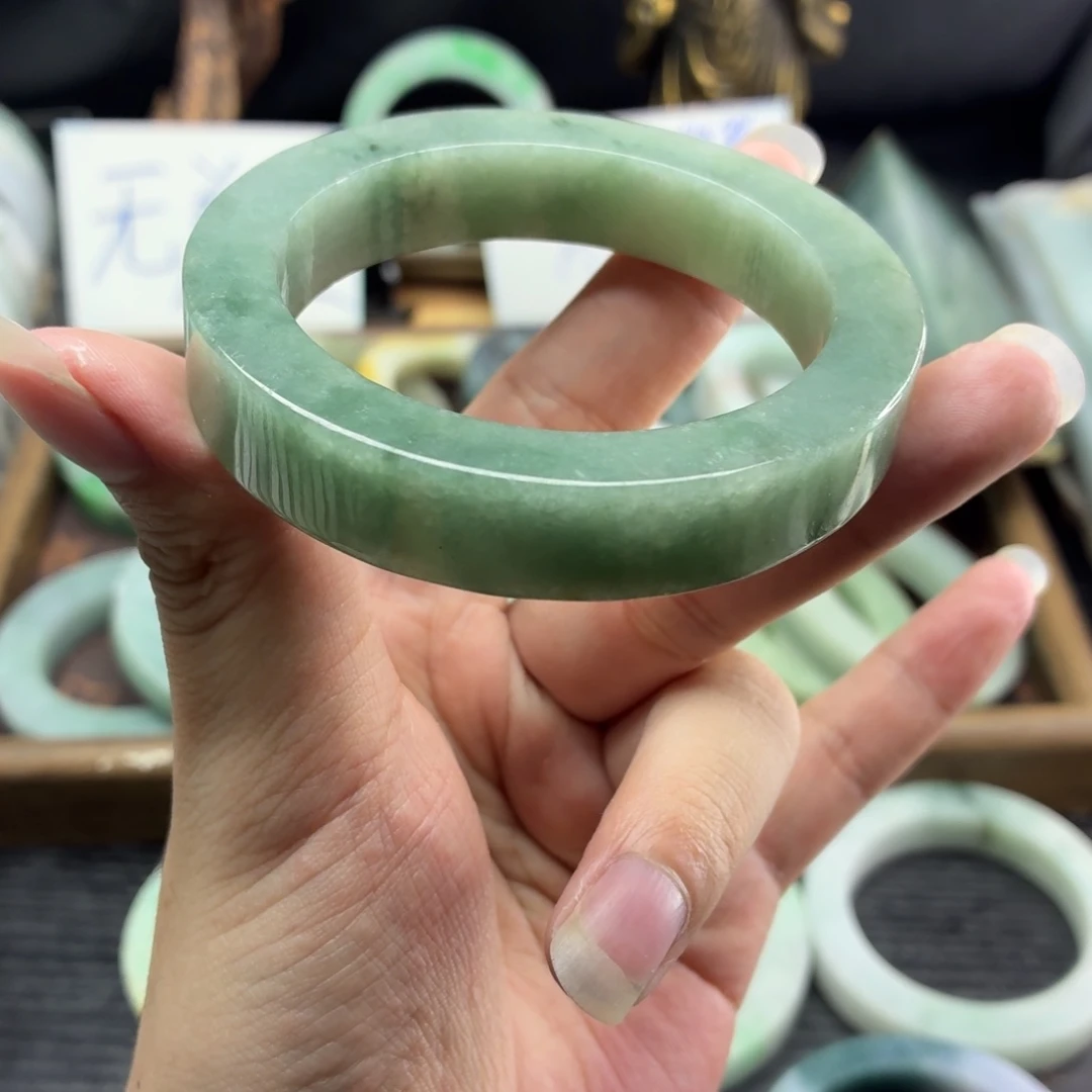 定制翡翠未镶嵌缅甸翡翠A货手镯毛胚定制