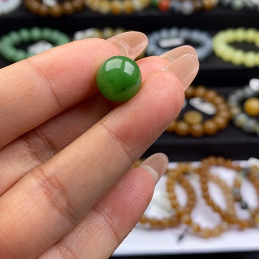 和田玉未镶嵌颈饰卡260