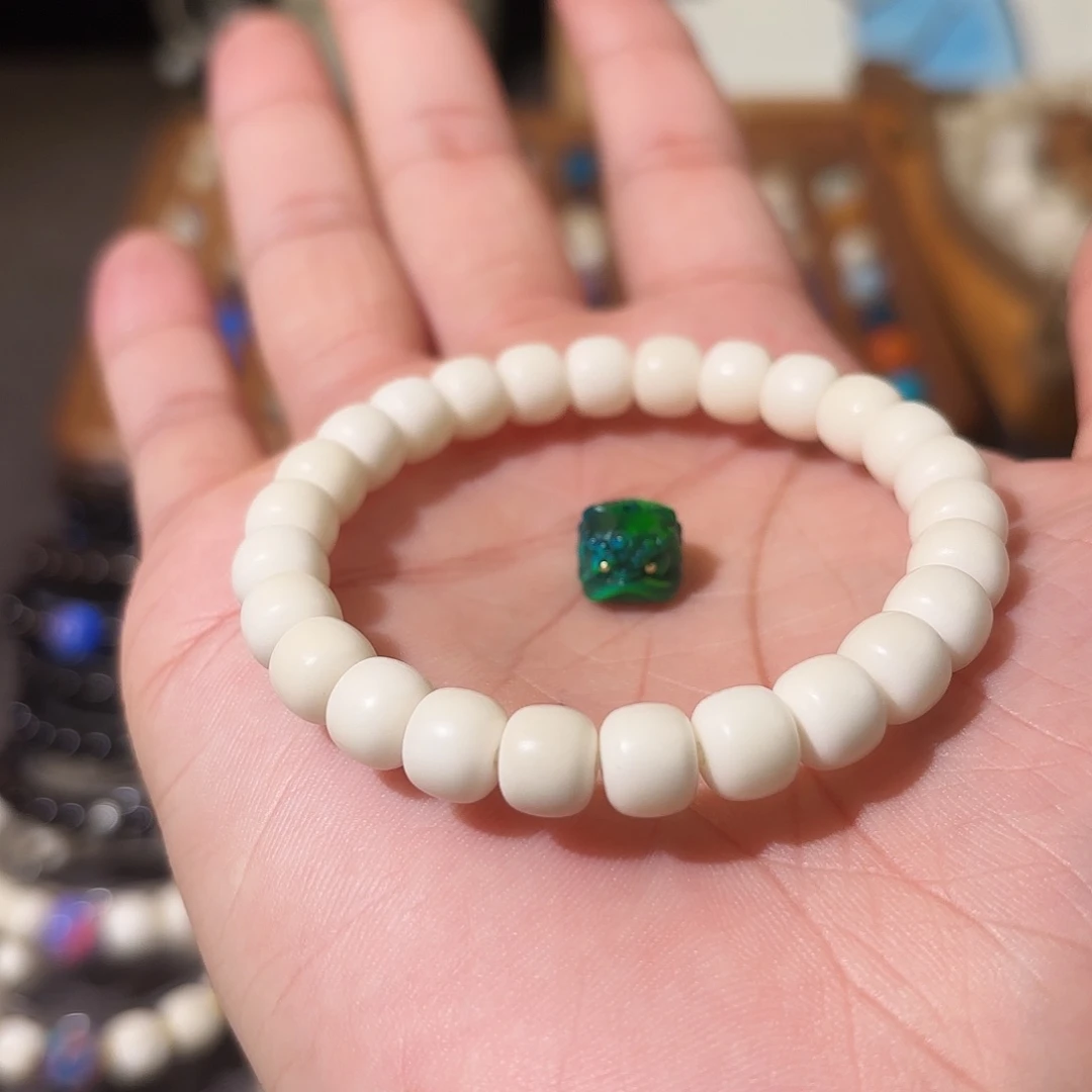 白玉菩提手串十*狮子