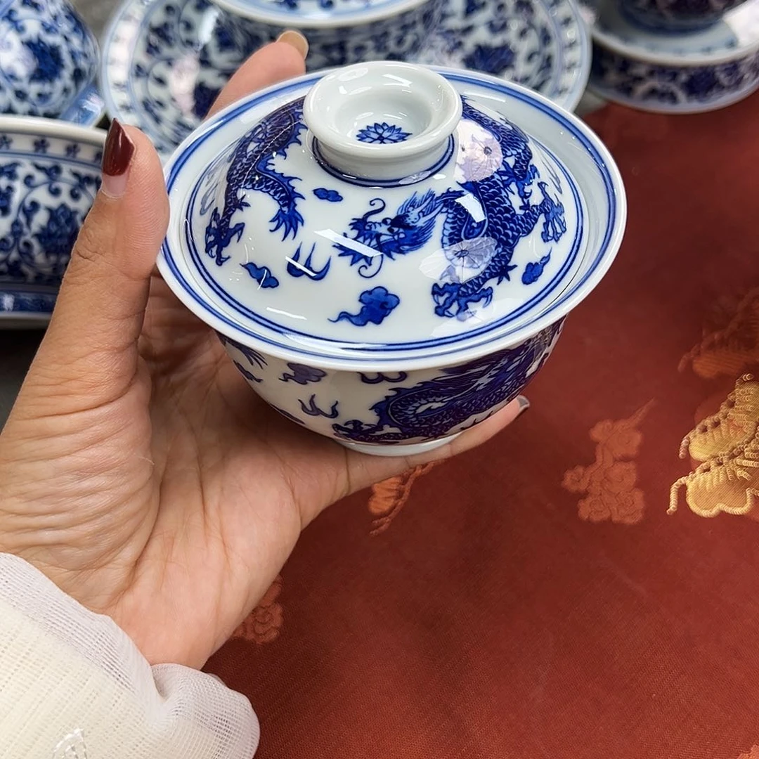 杯人***了景德镇手绘五龙盖碗