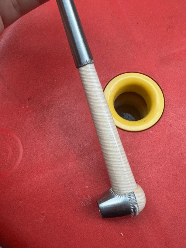 工艺品白乌木型号11号长20.5公分皮烟款