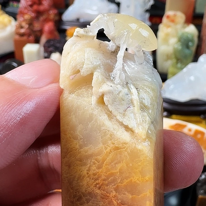 小***艺寿山石結晶鲎箕冻