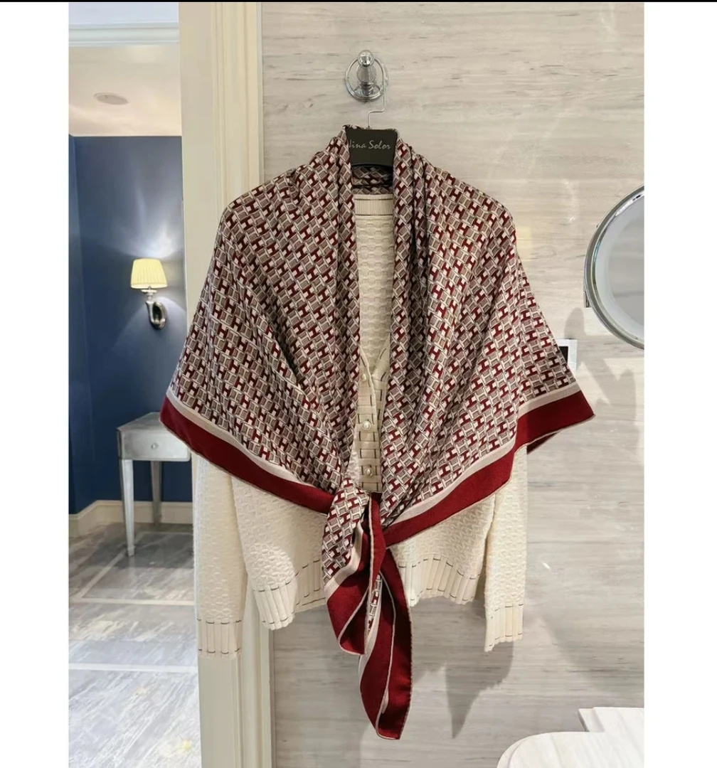 【H字母】1-989丝毛手工卷边105*105方巾丝巾