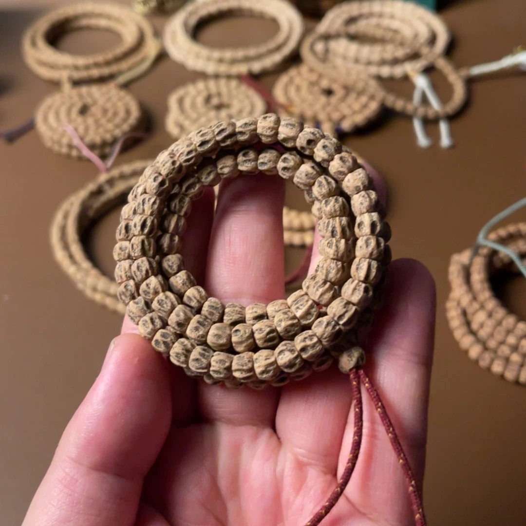 柏香籽/百香籽吊坠请***哥C196