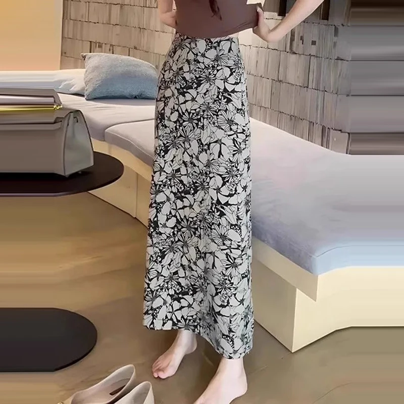 轻熟风时髦女装夏季新款设计感小众法式印花半身裙高腰显瘦a字裙