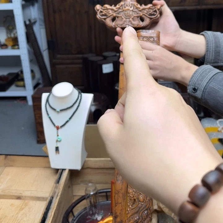大叶紫檀（黑酸枝木类）