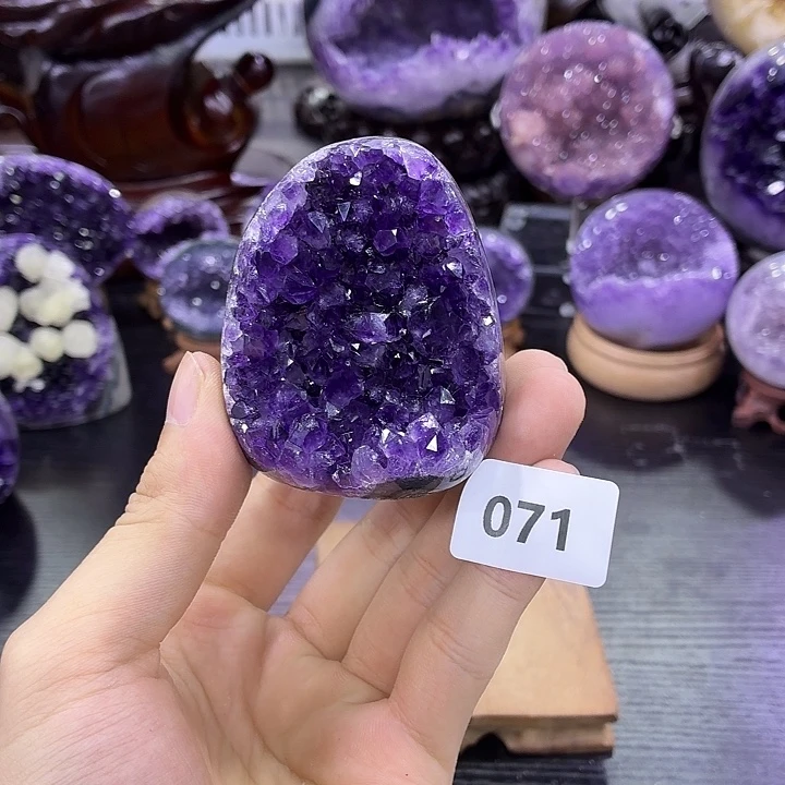 未镶嵌大型摆件（非配饰）水晶